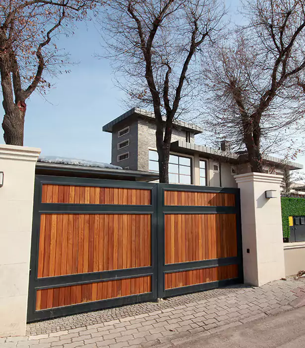 Wooden Gate Repair Spring Valley